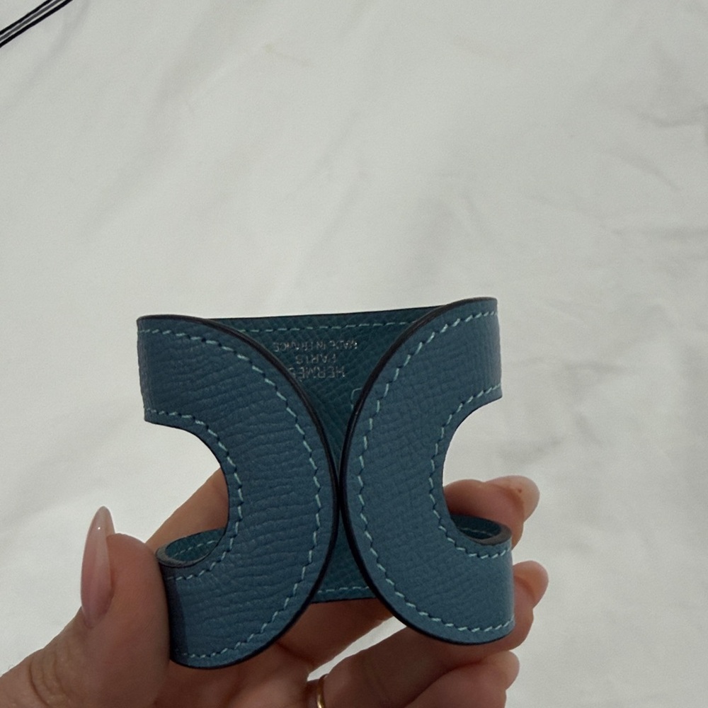 Hermes Teal Leather Cuff Bracelet - Picture 2 of 3